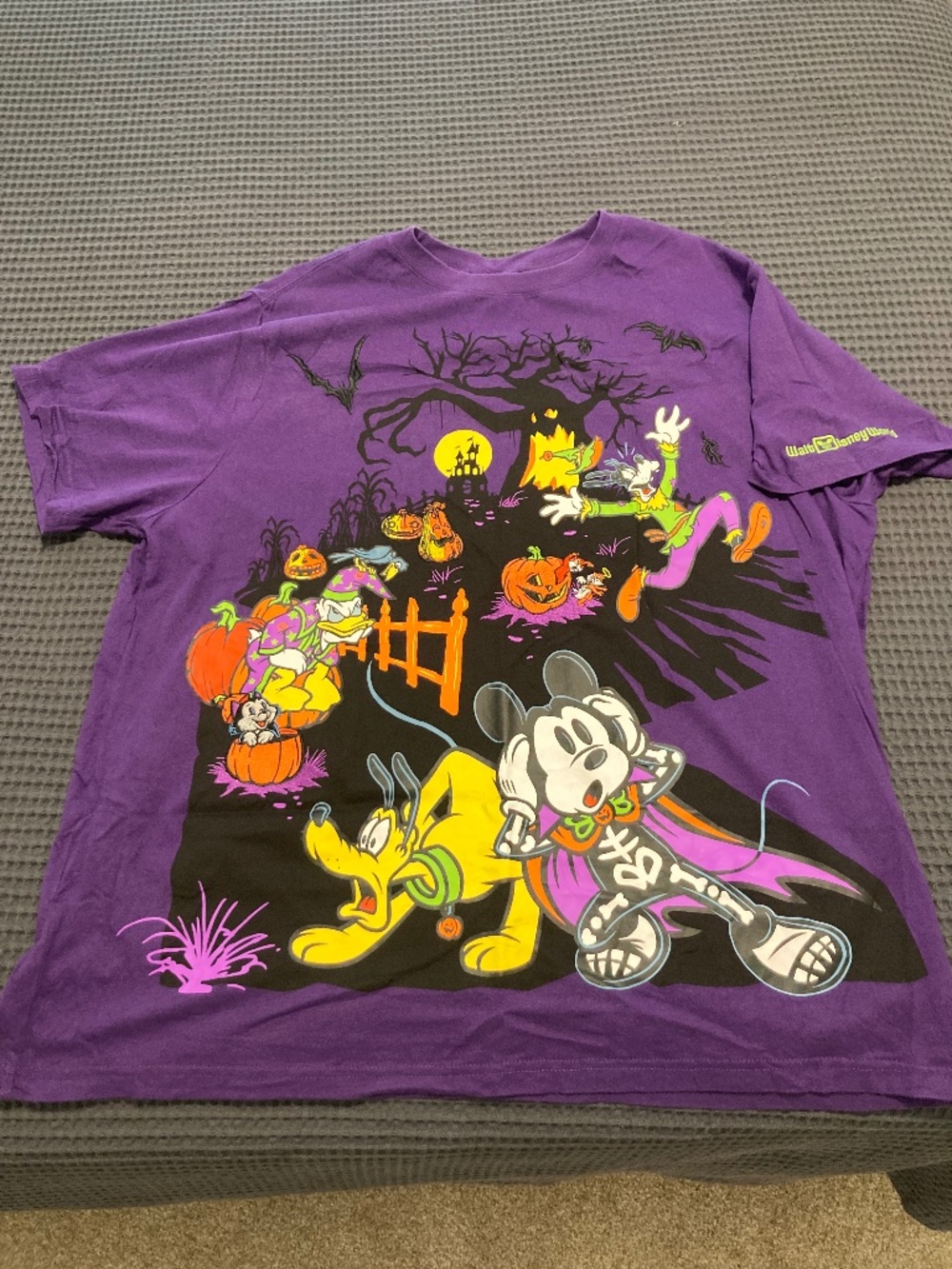 Disney Halloween embroidered T-shirt
